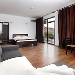 21a - Piscina, Parcare Gratuita, Zona Linistita Aproape De Plaja Gasthof