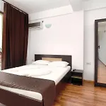 בית הארחה 21a - Piscina, Parcare Gratuita, Zona Linistita Aproape De Plaja