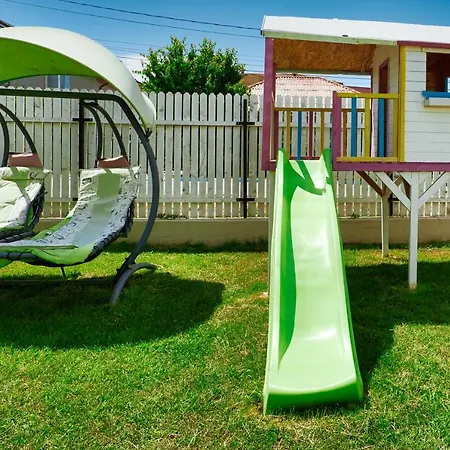 21a - Piscina, Parcare Gratuita, Zona Linistita Aproape De Plaja