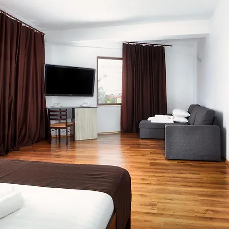 21a - Piscina, Parcare Gratuita, Zona Linistita Aproape De Plaja 3* Costinesti