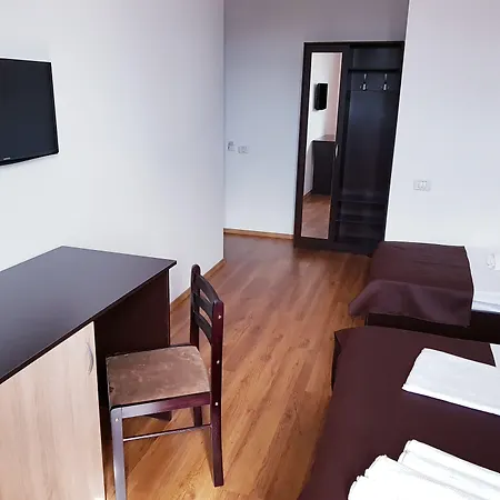 21a - Piscina, Parcare Gratuita, Zona Linistita Aproape De Plaja