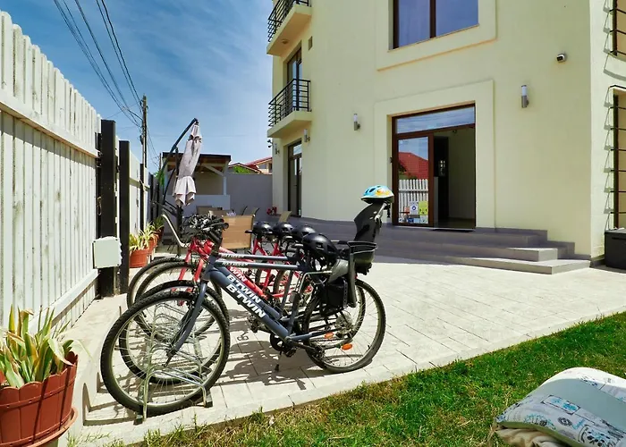 Vendégház 21a - Piscina, Parcare Gratuita, Zona Linistita Aproape De Plaja