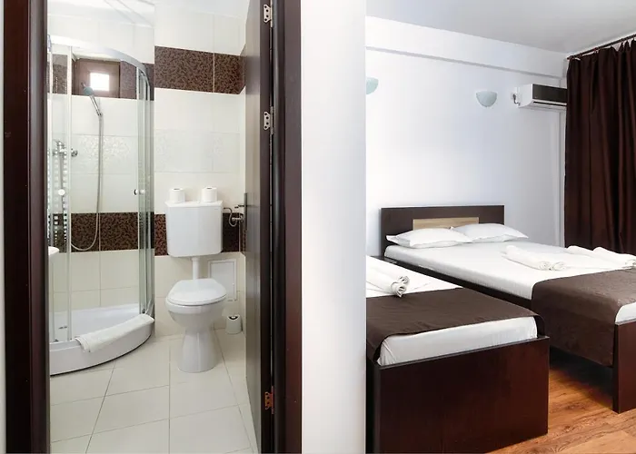 21a - Piscina, Parcare Gratuita, Zona Linistita Aproape De Plaja