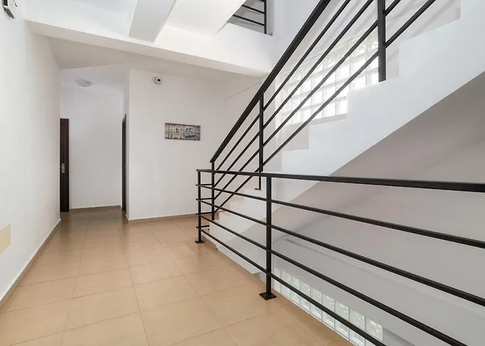 21a - Piscina, Parcare Gratuita, Zona Linistita Aproape De Plaja Costinești