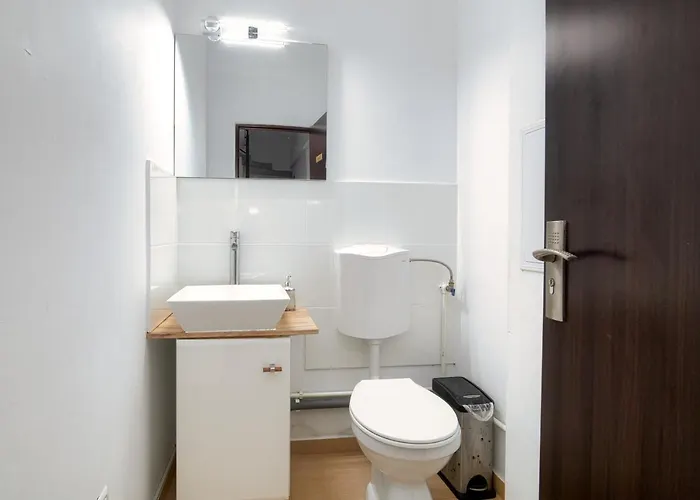 Vendégház 21a - Piscina, Parcare Gratuita, Zona Linistita Aproape De Plaja 3*