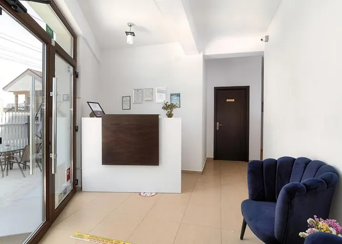 21a - Piscina, Parcare Gratuita, Zona Linistita Aproape De Plaja Vendégház