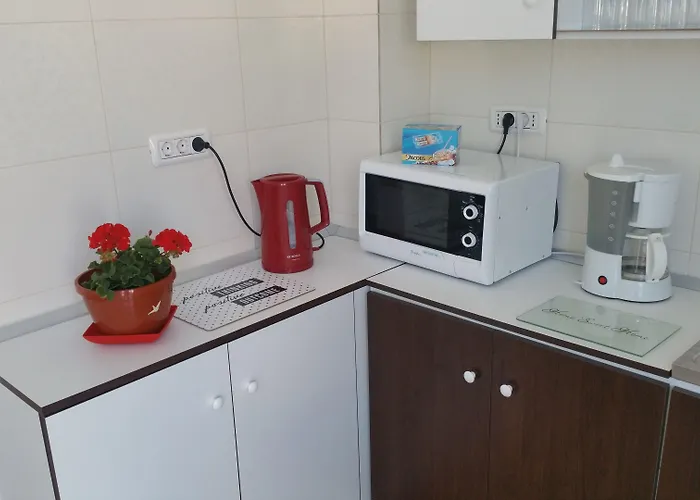 21a - Piscina, Parcare Gratuita, Zona Linistita Aproape De Plaja 3*